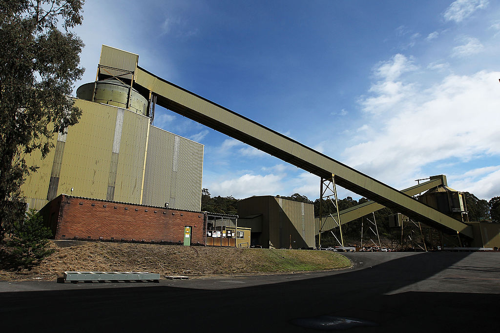 Unions ramp up pressure over Myuna coal supply dispute